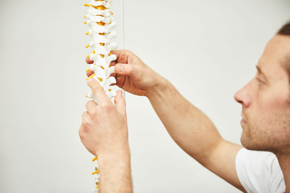 Chirotherapie Hamburg, Chiropraktiker Hamburg, einrenken lassen, Knochenbrecher Hamburg